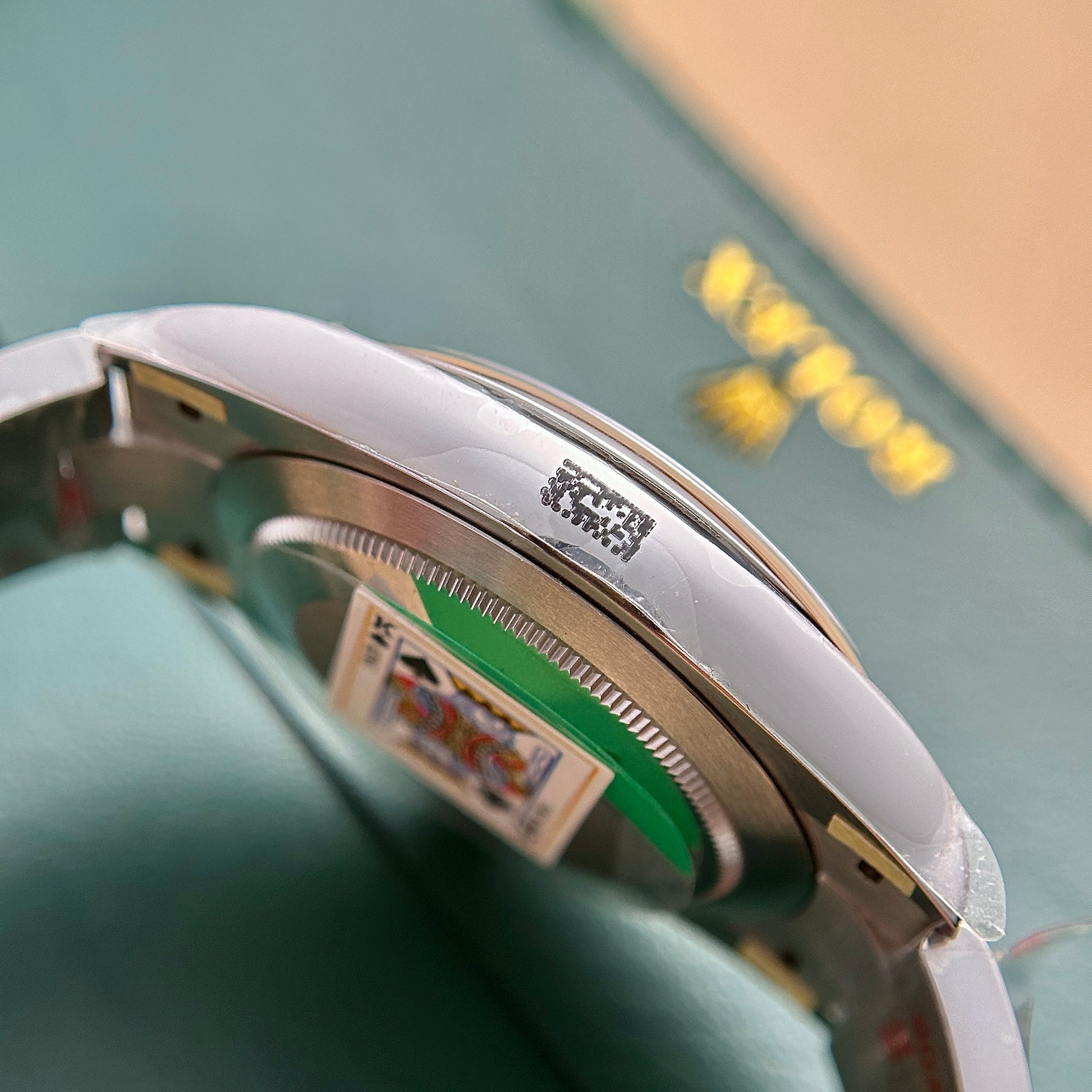 Rolex Oyster Perpetual 124300 Cadran Rouge 41mm