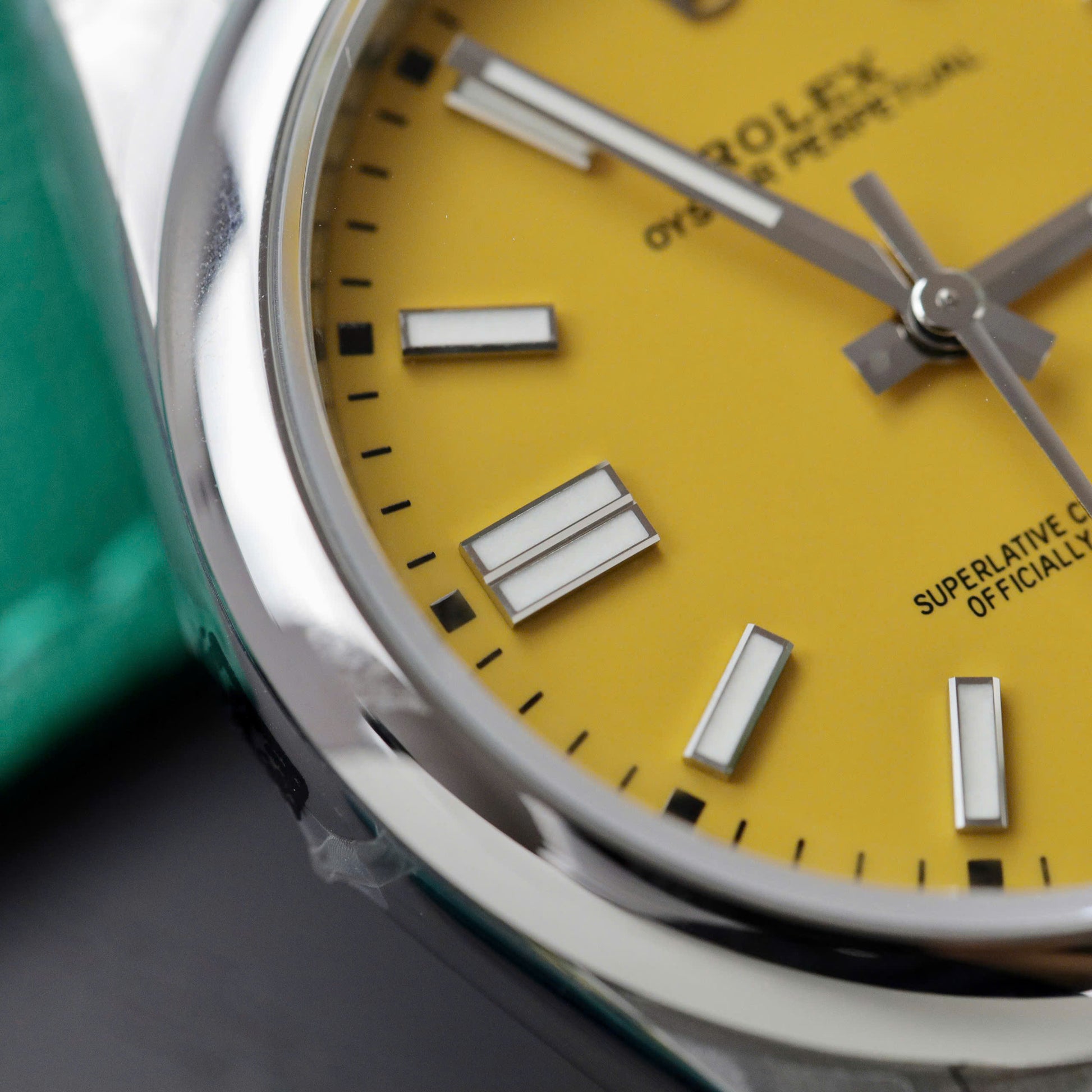 Rolex Oyster Perpetual 124300 Cadran jaune 41 mm