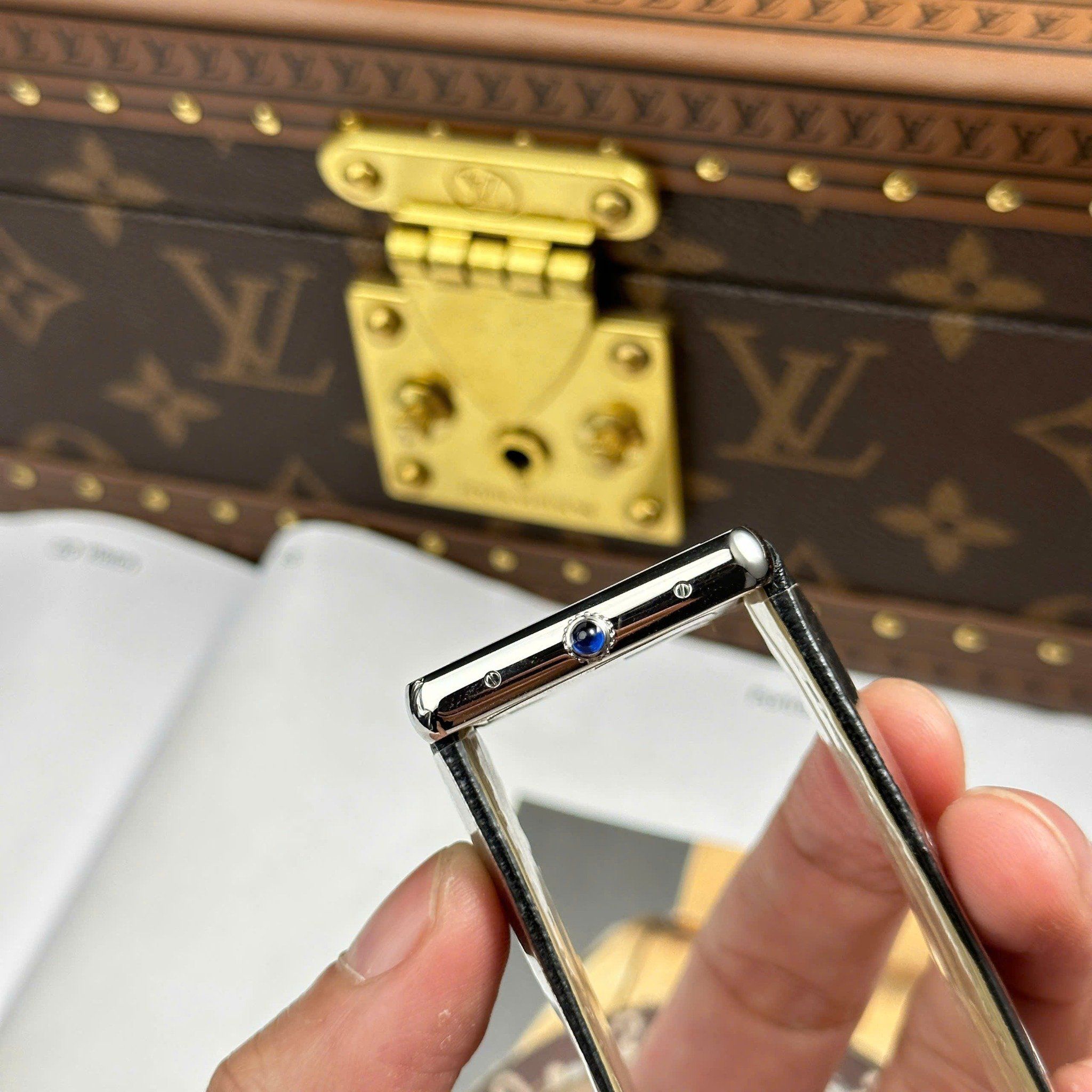 CARTIER TANK 27 MM - Montre Cartier - Femme - VEM707