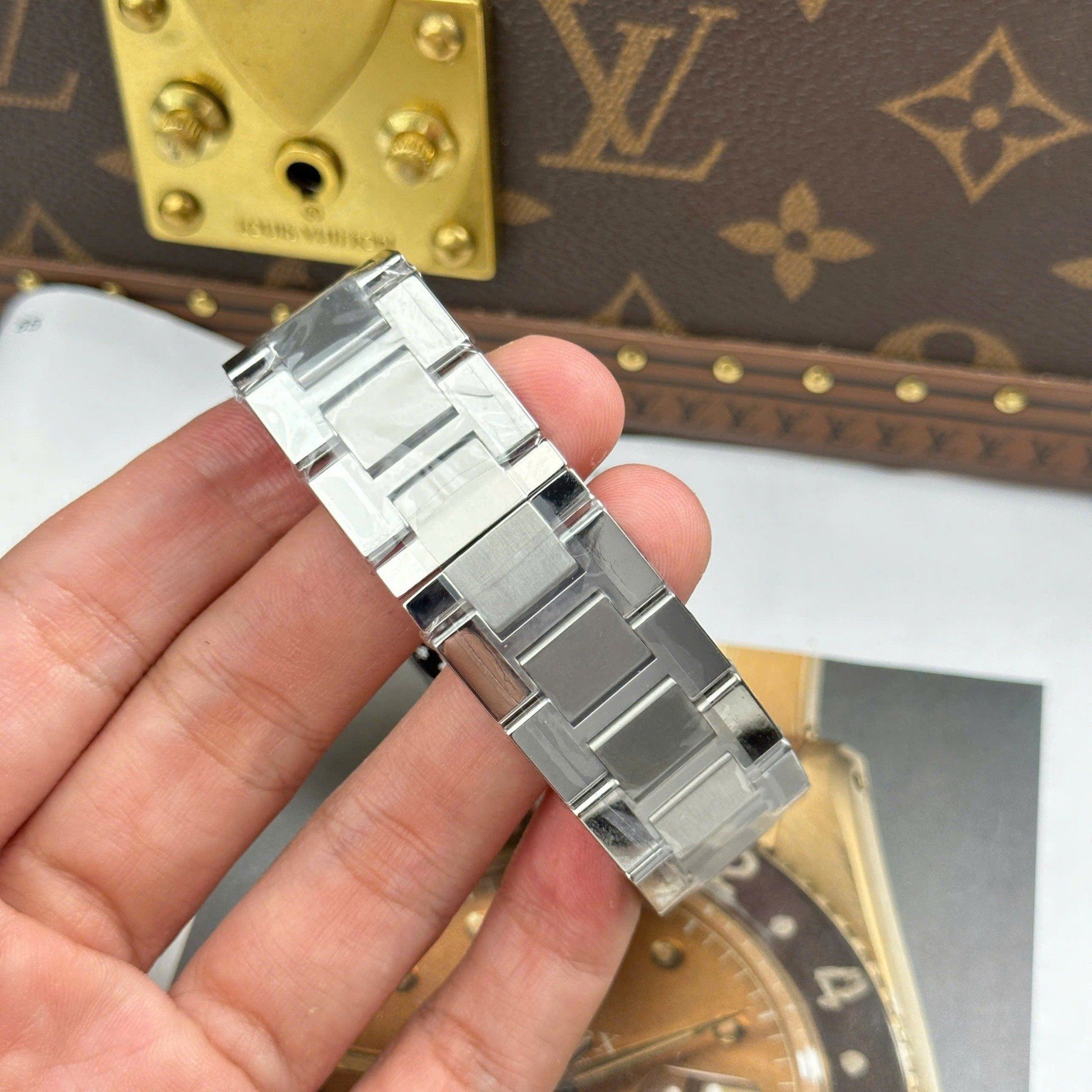 CARTIER TANK 27 MM - Montre Cartier - Femme - VEM674
