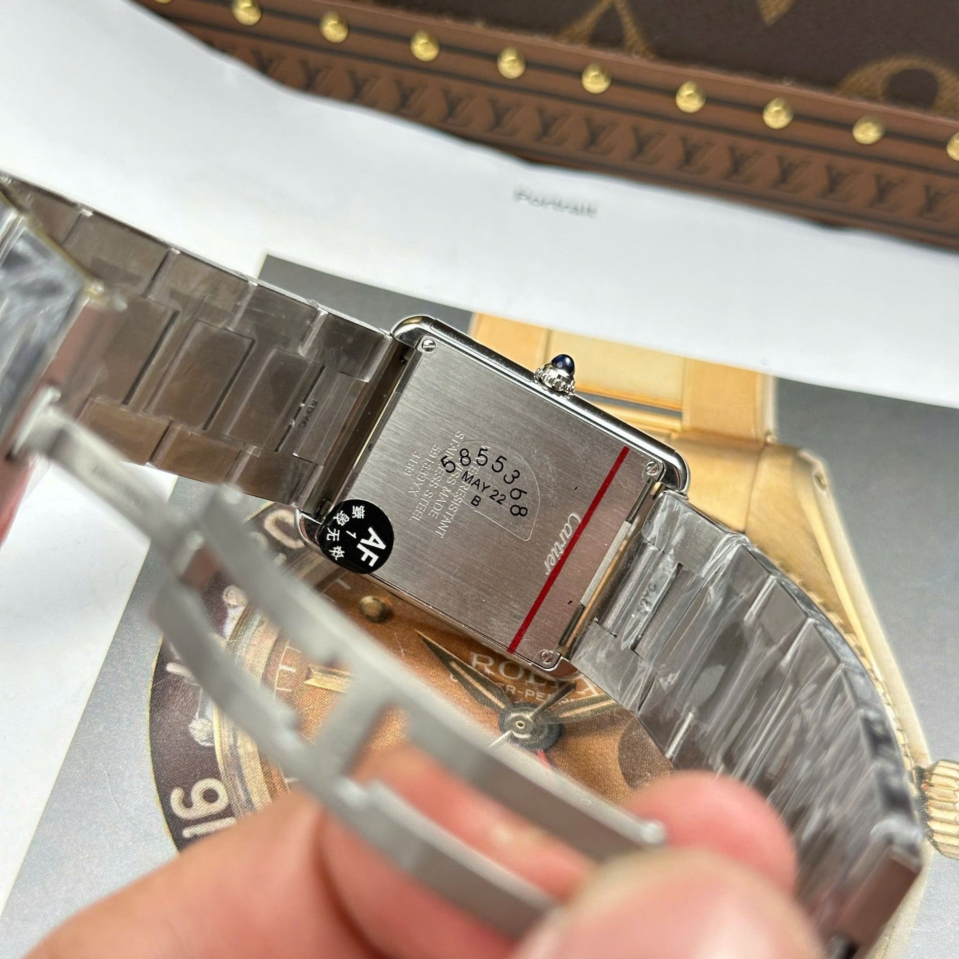 CARTIER TANK 27 MM - Montre Cartier - Femme - VEM674