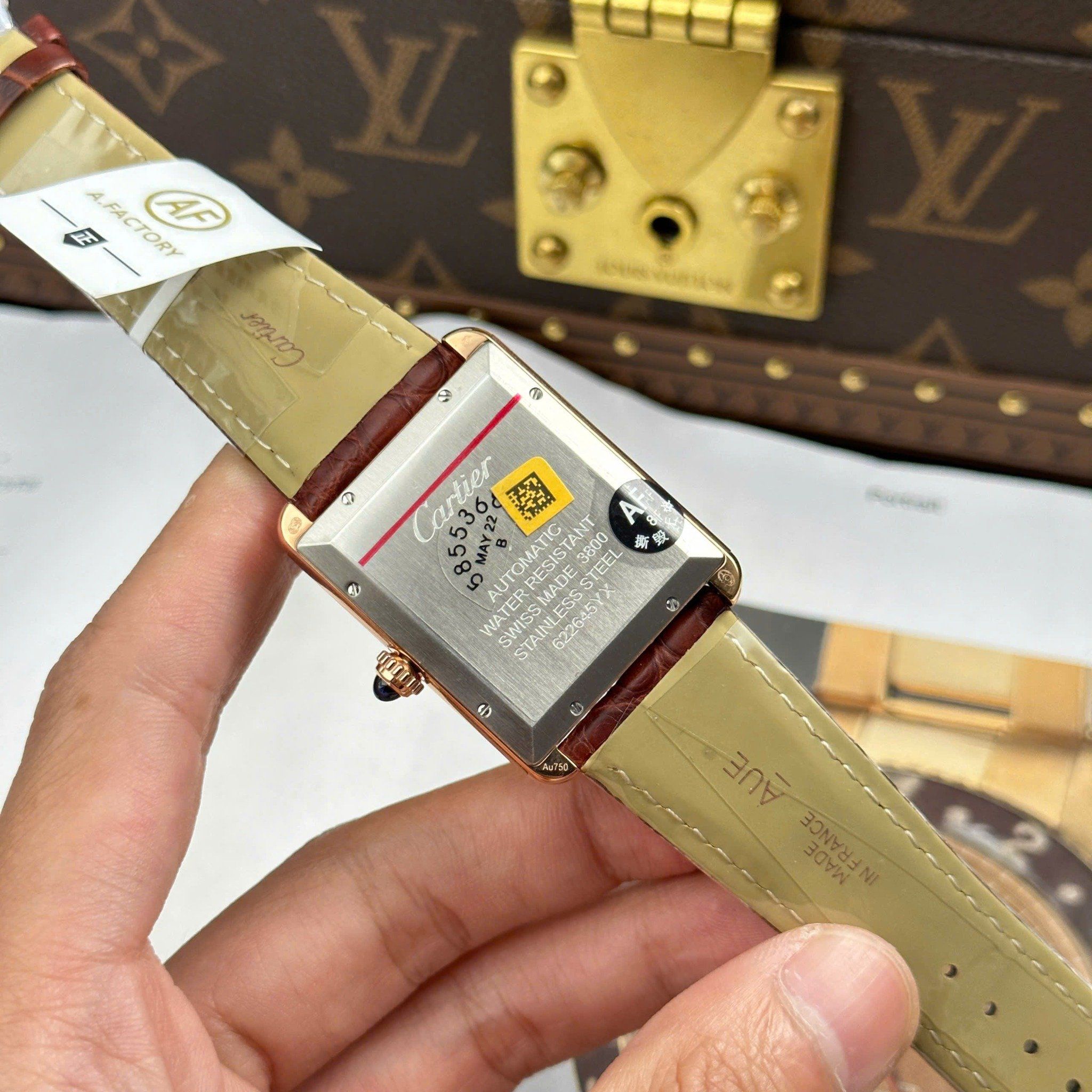 CARTIER TANK 31 MM - Montre Cartier - Homme - VEM669